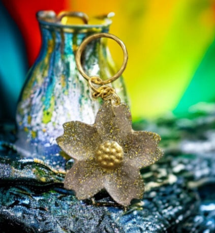 Golden Glitter Flower Keychain