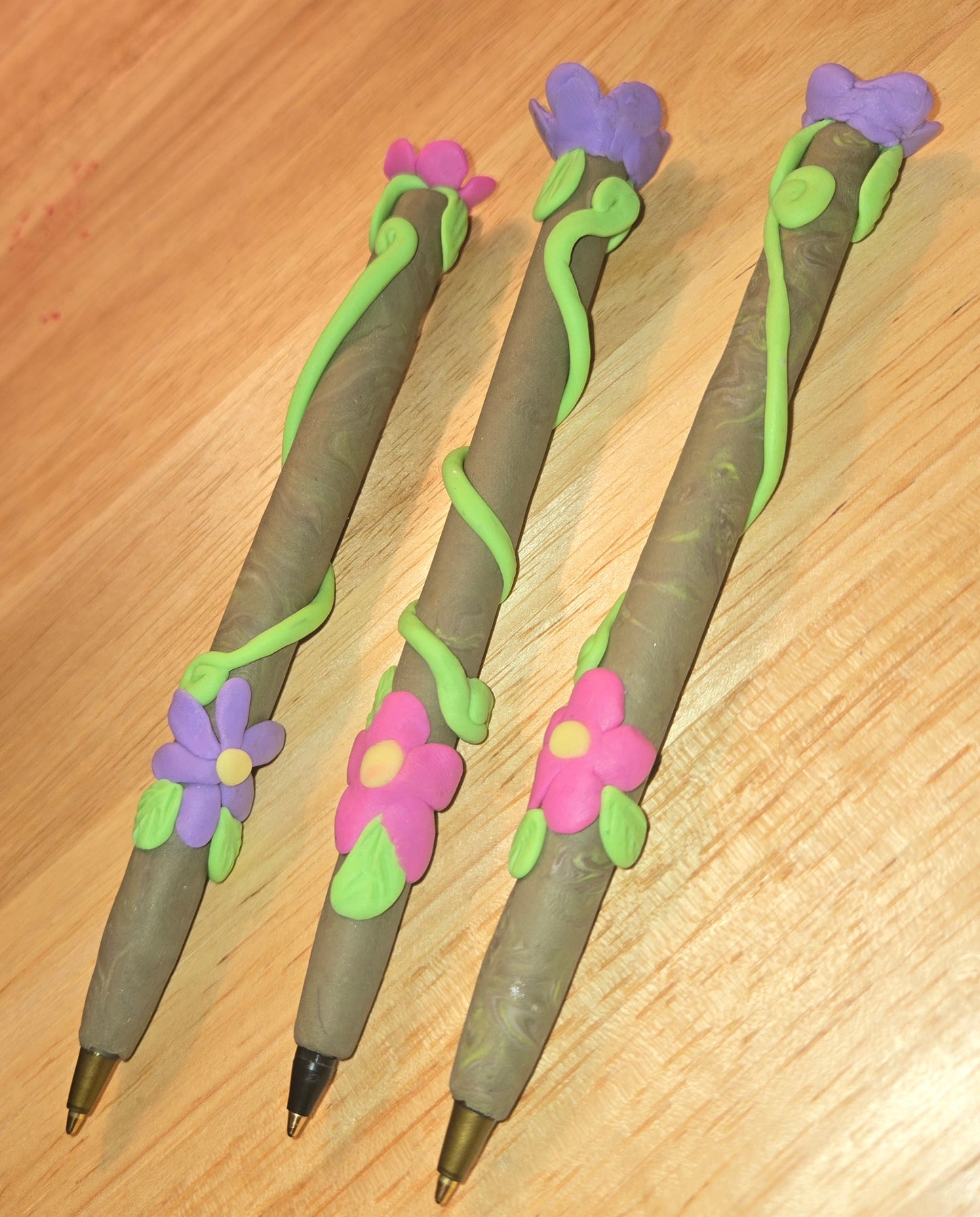 ENCHANTED FOREST ART PEN (Hand-Sculpted Polymer Clay)